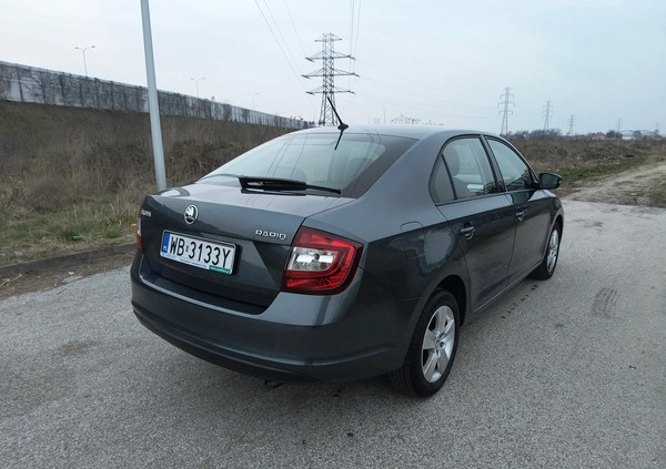 Skoda RAPID cena 40000 przebieg: 208179, rok produkcji 2019 z Warszawa małe 562